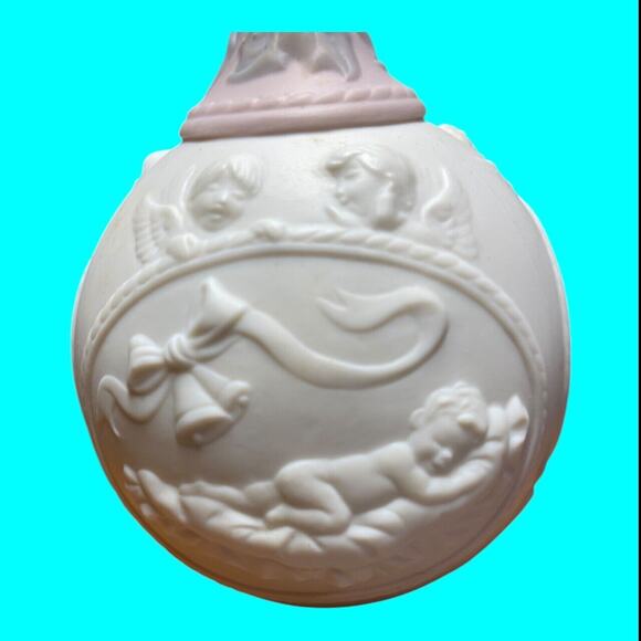 Lladro Year 1997 Ball Ornament Baby’s First Christmas Porcelain #16539 - Picture 4 of 16